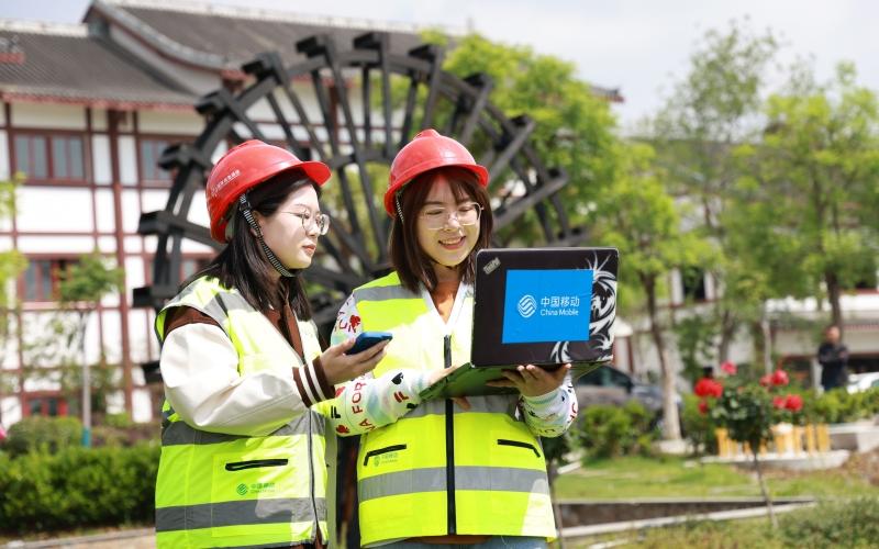 技术人员提前对景区进行网络巡检、优化、扩容。